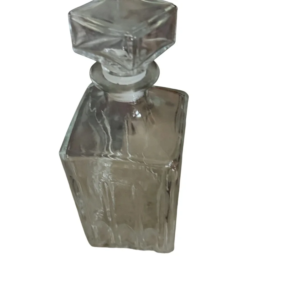 Vintage Clear Glass Square Whiskey Decanter Ribbed Bark Texture with Stopper